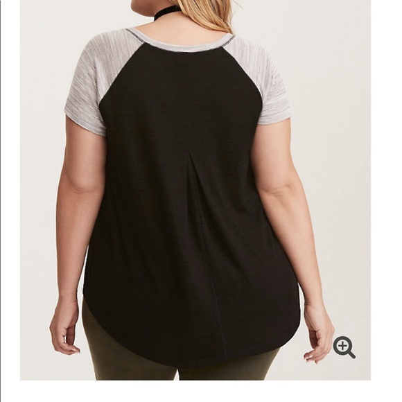 3/$30 sale✨✨ Torrid raglan swing tee - Picture 2 of 4